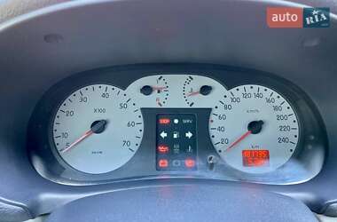Седан Renault Clio Symbol 2003 в 