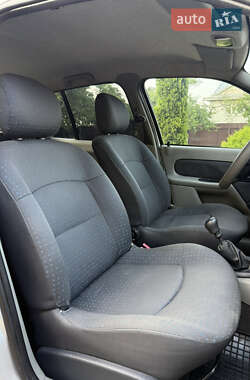 Седан Renault Clio Symbol 2005 в 
