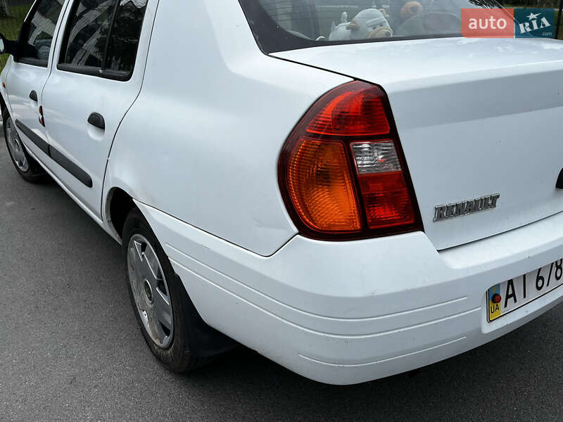 Седан Renault Clio Symbol 2001 в Бородянці