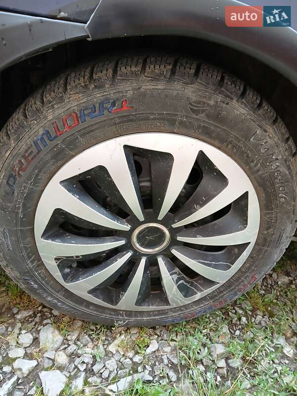 Седан Renault Clio Symbol 2006 в Толстом фото 6 Седан Renault Clio Symbol 2006 в Толстом