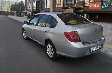 Седан Renault Clio Symbol 2011 в 