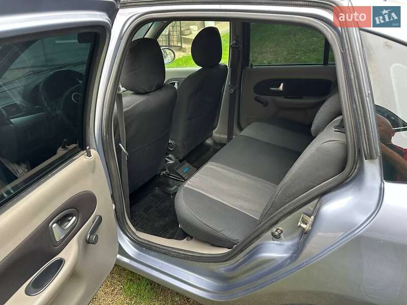 Седан Renault Clio Symbol 2008 в Теребовле