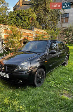 Седан Renault Clio Symbol 2002 в 
