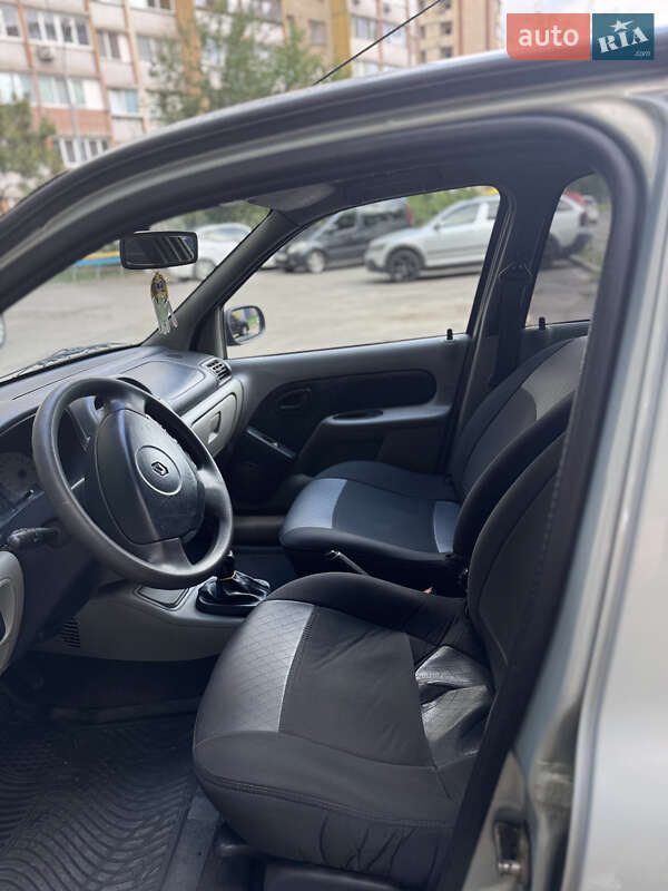 Седан Renault Clio Symbol 2003 в Києві фото 9 Седан Renault Clio Symbol 2003 в Києві