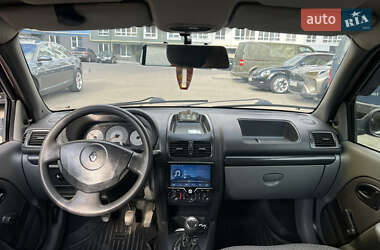 Седан Renault Clio Symbol 2007 в 