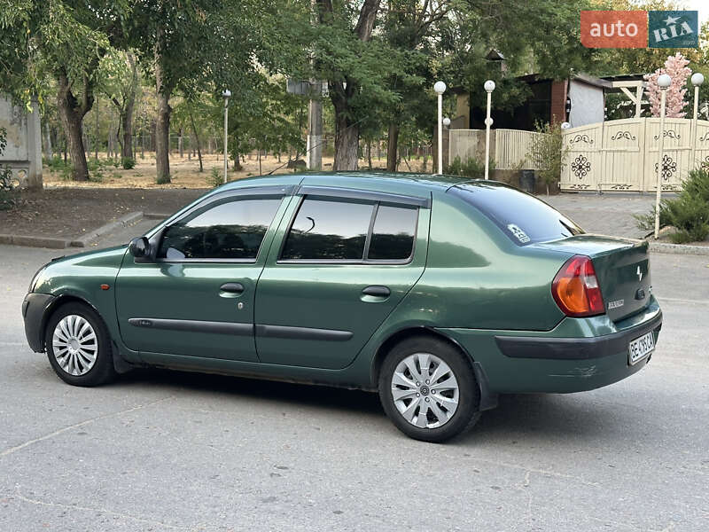 Седан Renault Clio Symbol 2002 в Николаеве