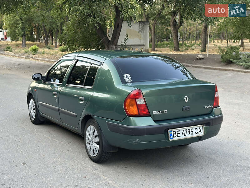 Седан Renault Clio Symbol 2002 в Николаеве