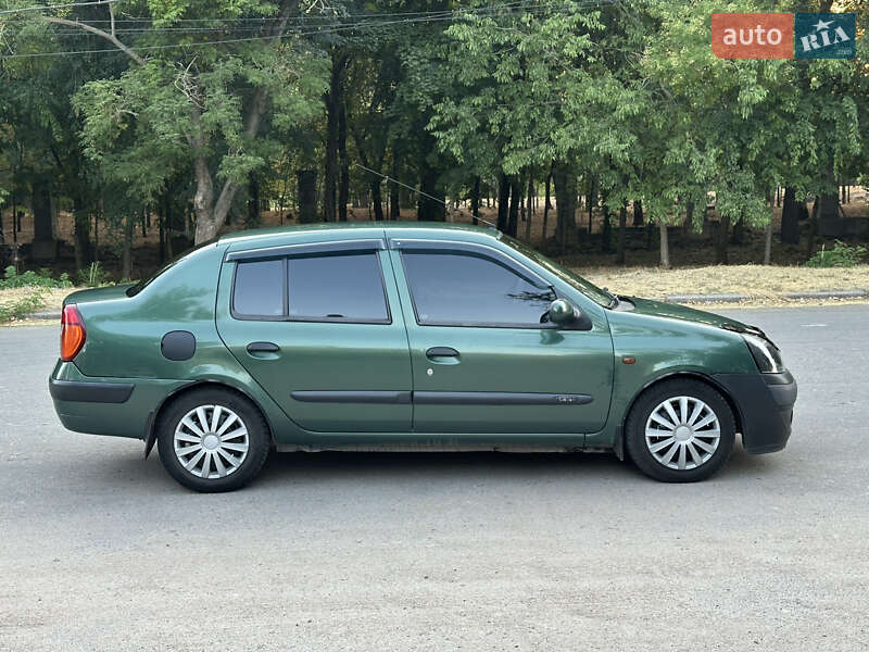Седан Renault Clio Symbol 2002 в Николаеве