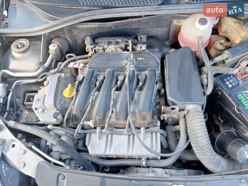 Седан Renault Clio Symbol 2008 в Чернівцях