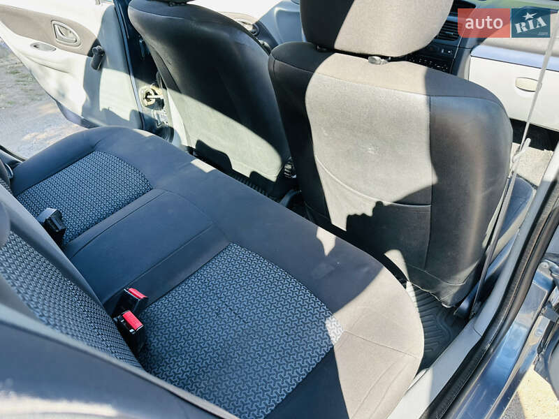 Седан Renault Clio Symbol 2008 в Запорожье фото 22 Седан Renault Clio Symbol 2008 в Запорожье