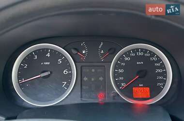 Седан Renault Clio Symbol 2011 в Дніпрі