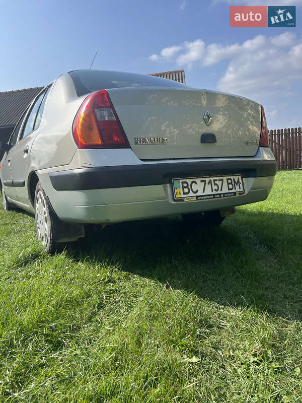 Седан Renault Clio Symbol 2004 в Дрогобыче