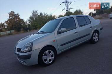 Седан Renault Clio Symbol 2004 в 