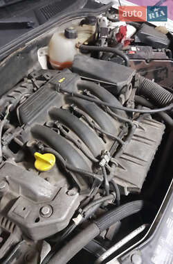 Седан Renault Clio Symbol 2008 в 