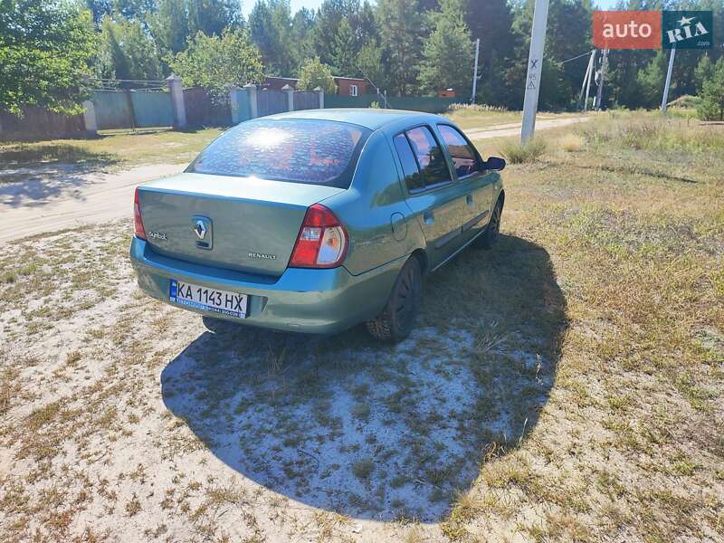 Седан Renault Clio Symbol 2008 в Киеве