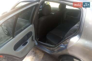 Седан Renault Clio Symbol 2003 в 