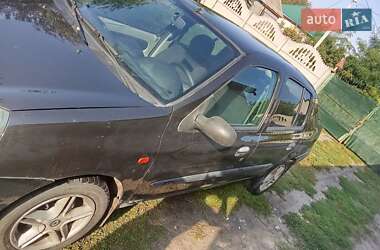 Седан Renault Clio Symbol 2004 в 