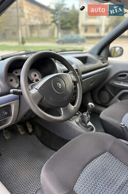 Седан Renault Clio Symbol 2006 в 