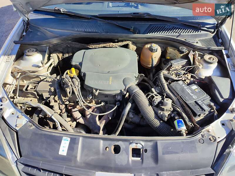 Седан Renault Clio Symbol 2006 в Бердичеві