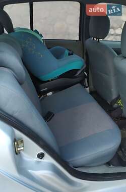 Седан Renault Clio Symbol 2005 в 