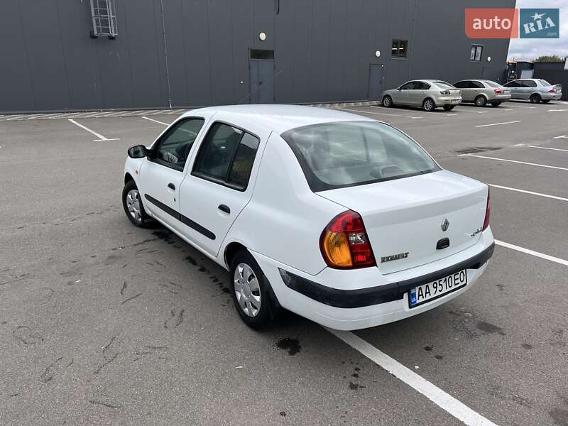 Седан Renault Clio Symbol 2004 в Києві