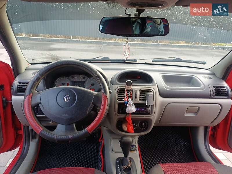 Седан Renault Clio Symbol 2005 в Полтаві