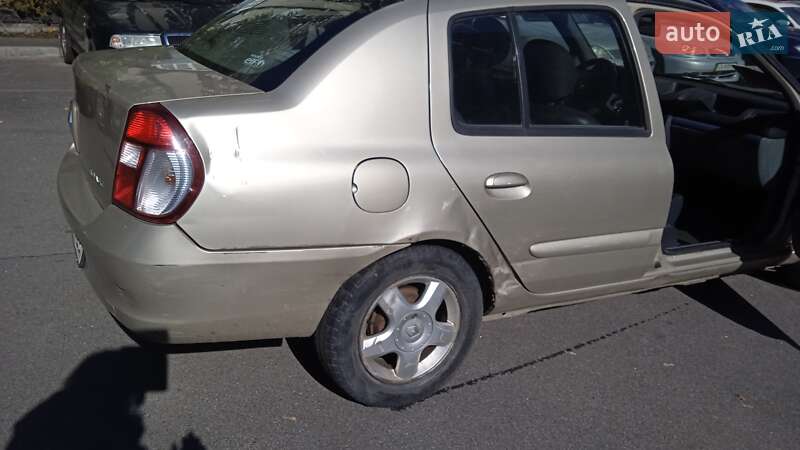 Седан Renault Clio Symbol 2007 в Киеве фото 5 Седан Renault Clio Symbol 2007 в Киеве