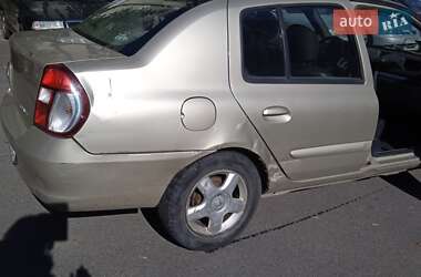 Седан Renault Clio Symbol 2007 в 