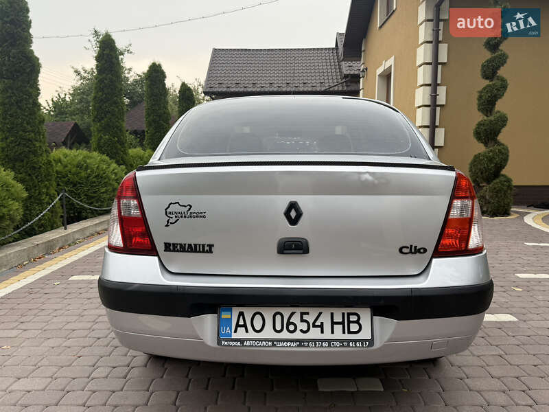 Седан Renault Clio Symbol 2005 в Косове