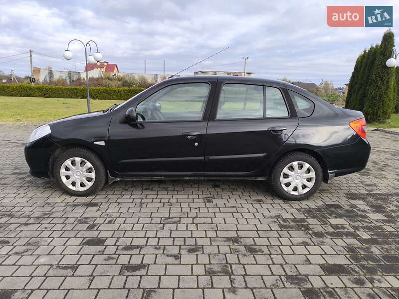 Седан Renault Clio Symbol 2011 в Львові