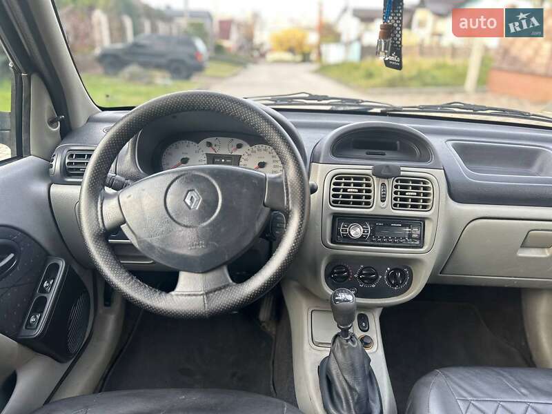 Седан Renault Clio Symbol 2003 в Рівному фото 9 Седан Renault Clio Symbol 2003 в Рівному