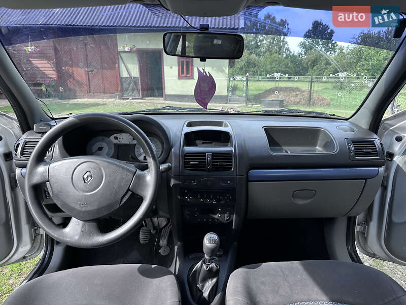 Седан Renault Clio Symbol 2008 в Львове фото 28 Седан Renault Clio Symbol 2008 в Львове
