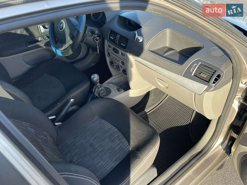 Седан Renault Clio Symbol 2008 в Вінниці