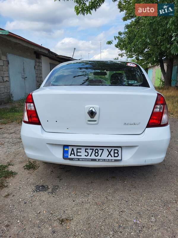 Седан Renault Clio Symbol 2008 в Днепре
