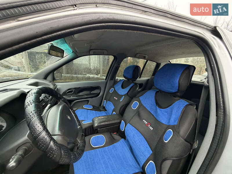 Седан Renault Clio Symbol 2007 в Бердичеве фото 14 Седан Renault Clio Symbol 2007 в Бердичеве