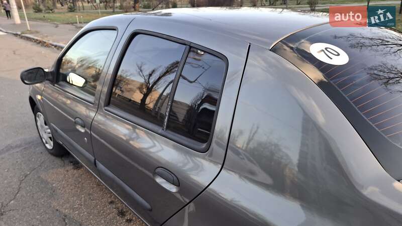 Седан Renault Clio Symbol 2005 в Києві фото 17 Седан Renault Clio Symbol 2005 в Києві