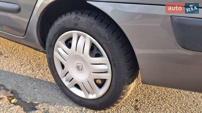 Седан Renault Clio Symbol 2005 в Києві фото 21 Седан Renault Clio Symbol 2005 в Києві