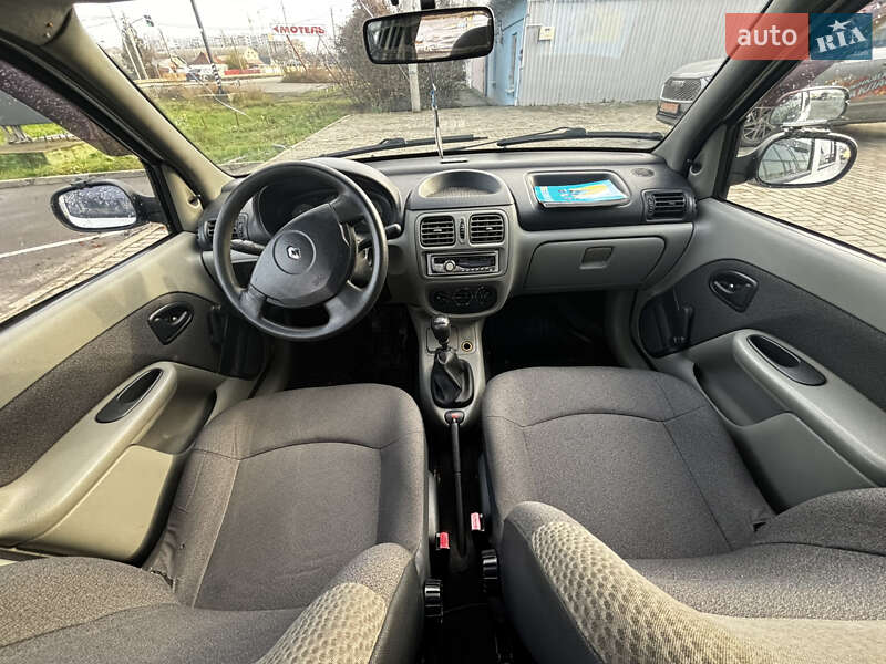 Седан Renault Clio Symbol 2006 в Полтаве