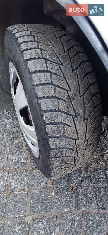 Седан Renault Clio Symbol 2007 в Днепре