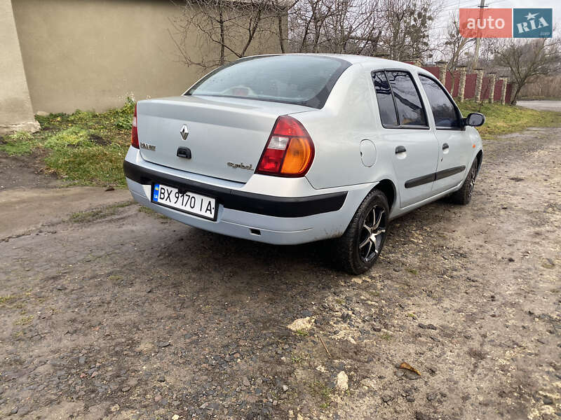 Седан Renault Clio Symbol 2004 в Острозі