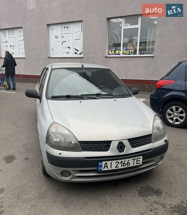 Седан Renault Clio Symbol 2003 в Киеве фото 3 Седан Renault Clio Symbol 2003 в Киеве