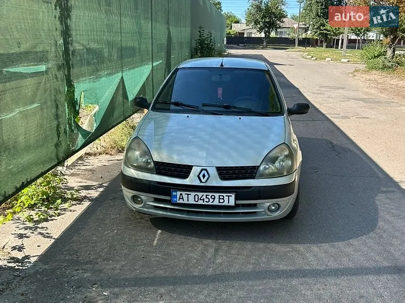 Renault Clio Symbol 2004