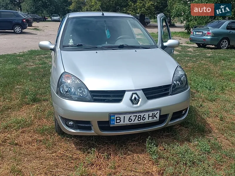 Renault Clio Symbol 2008