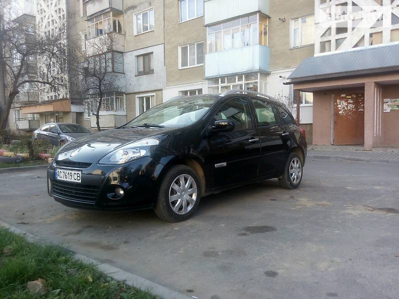 Универсал Renault Clio 2012 в Ивано-Франковске