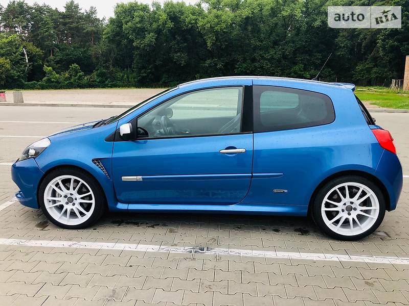 Хетчбек Renault Clio 2010 в Чернігові