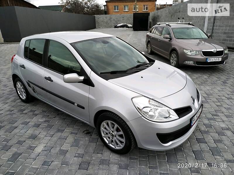 Хетчбек Renault Clio 2007 в Кропивницькому