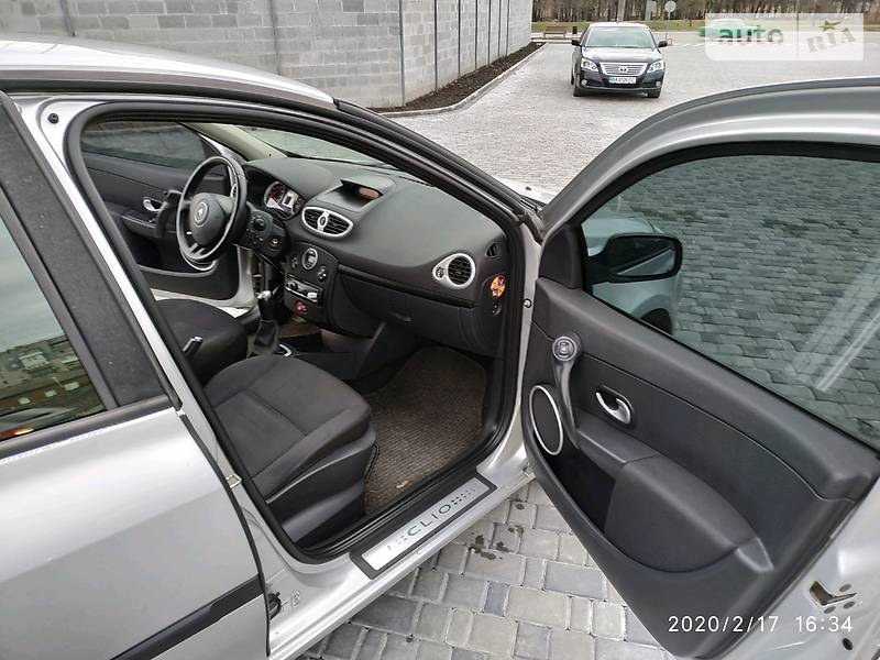 Хетчбек Renault Clio 2007 в Кропивницькому