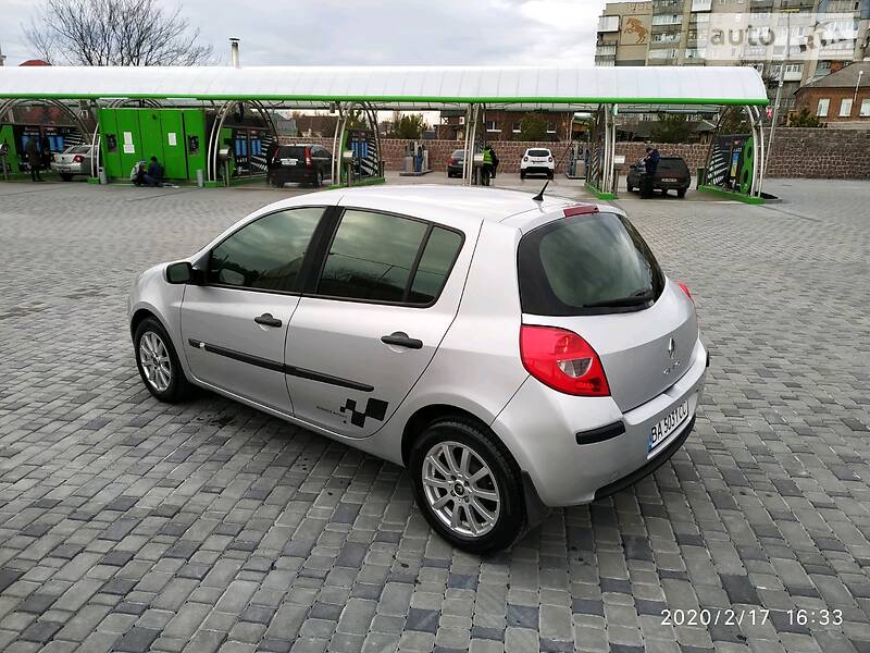 Хетчбек Renault Clio 2007 в Кропивницькому