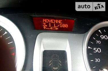 Хетчбек Renault Clio 2012 в 