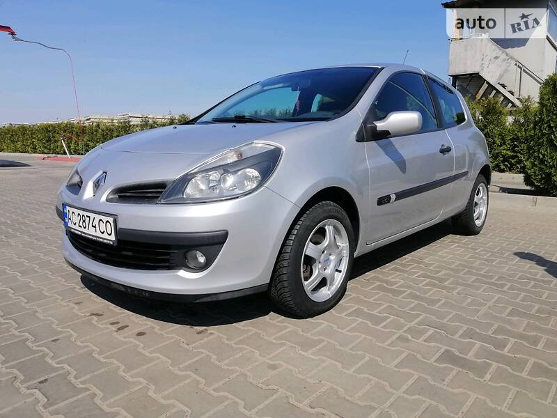 Хетчбек Renault Clio 2006 в Луцьку